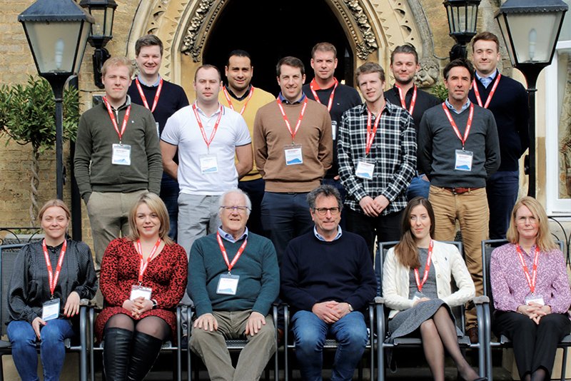 Students at the September 2022 Oxford Bunker Course with Petrospot’s Llewellyn Bankes-Hughes and Course Director Nigel Draffin - Bunkerspotted December 2022/January 2023