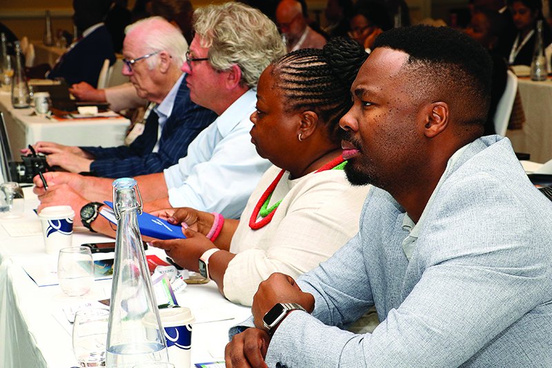 Nigel Draffin (left) lines up with Dian Esterhuyse, Khumo Ntlha and Thuso Mhlambi of South African bunker supplier Linsen Nambi - Bunkerspotted February/March 2023